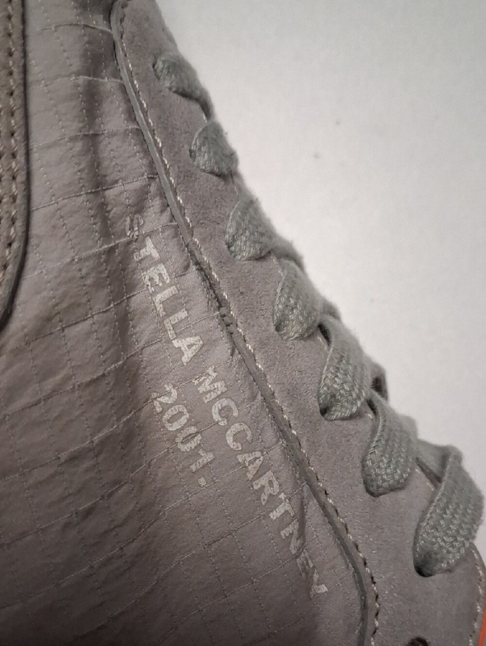 Stella McCartney Light Gray Sneakers with Bright Orange Interior - Picture 8 of 9